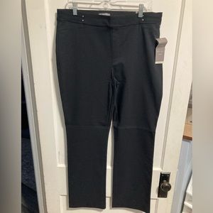 Maurices 14W Reg bootcut pull on pants NWT